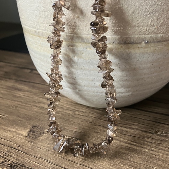 Smoky quartz and shell beaded necklace sparkly brown, gray and cream - Picture 5 of 7